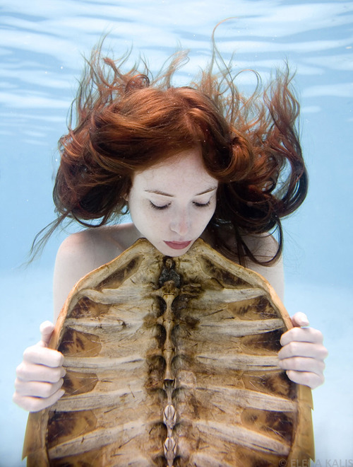 Underwater Elena Kalis Nadia Audigie Photography (17)
